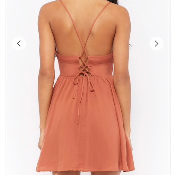 Lace up skater dress - Picture 4 of 4